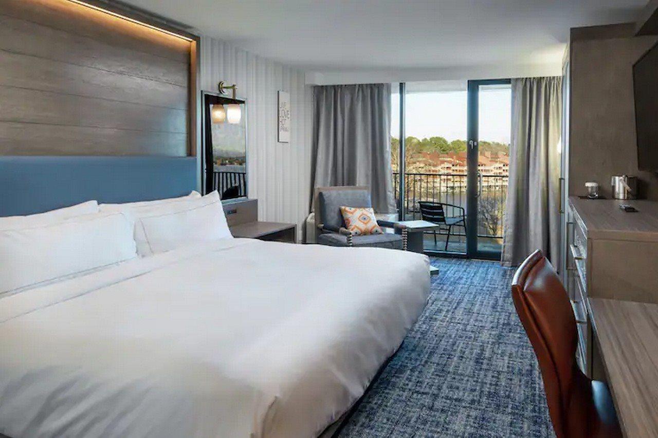 מלון Doubletree By Hilton הוט ספרינגס מראה חיצוני תמונה