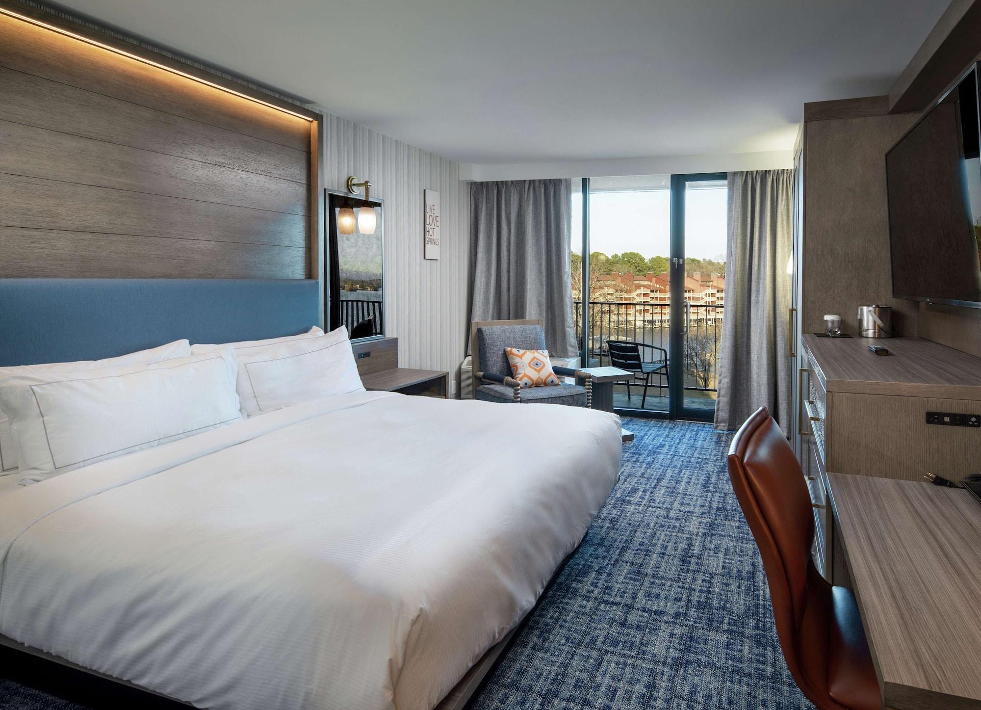 מלון Doubletree By Hilton הוט ספרינגס מראה חיצוני תמונה