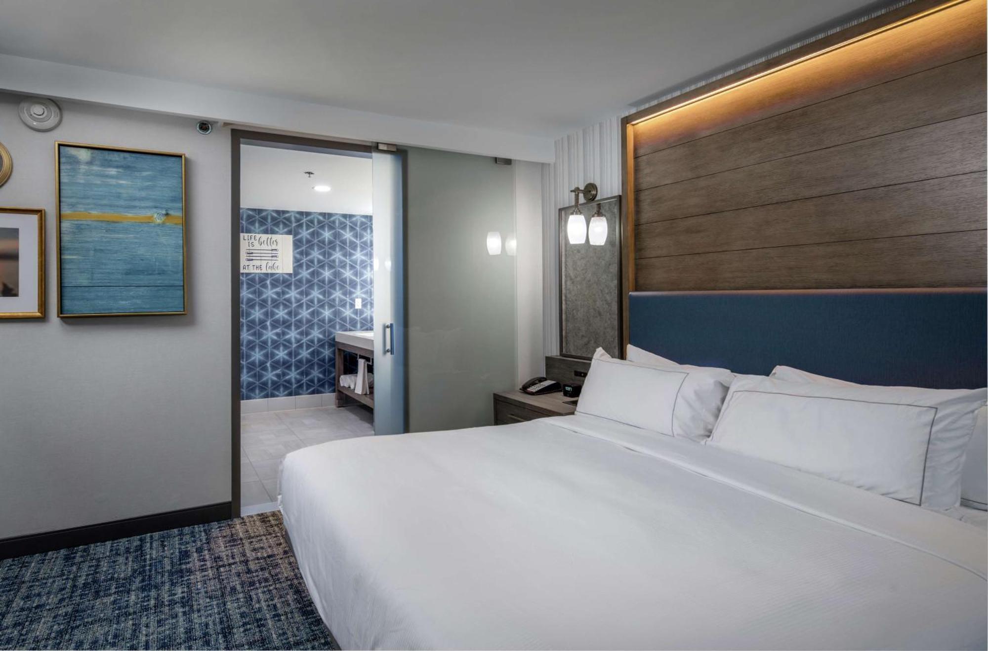 מלון Doubletree By Hilton הוט ספרינגס מראה חיצוני תמונה
