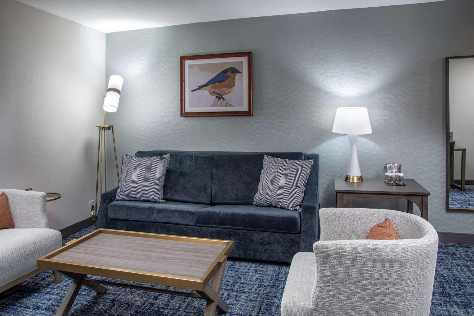 מלון Doubletree By Hilton הוט ספרינגס מראה חיצוני תמונה