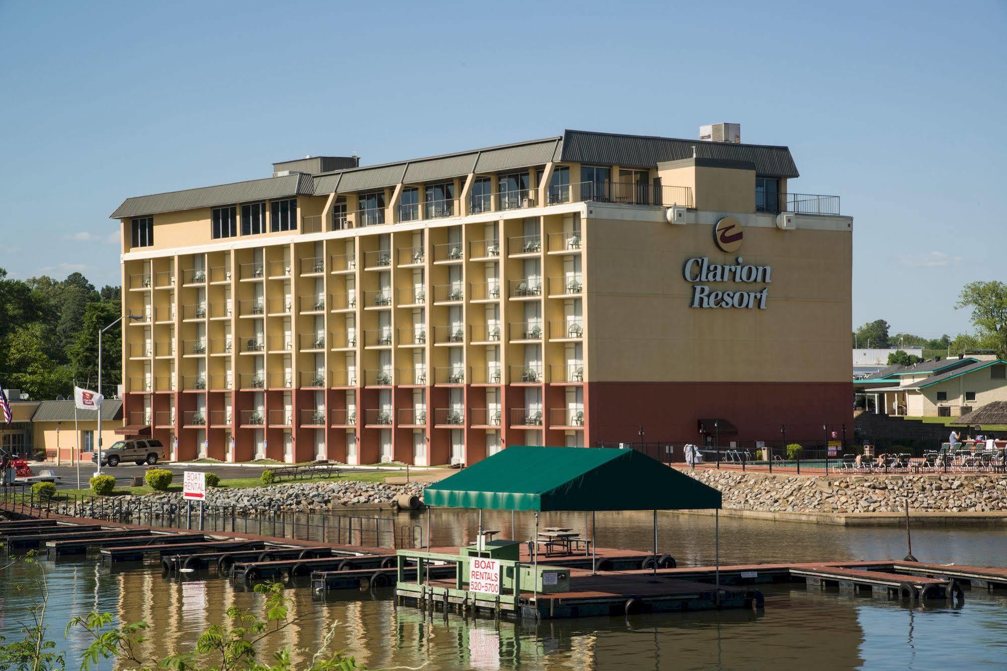 מלון Doubletree By Hilton הוט ספרינגס מראה חיצוני תמונה